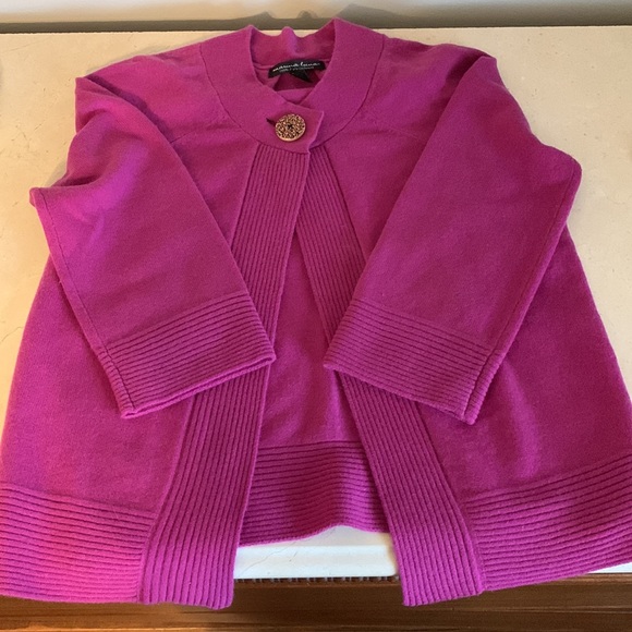 SOLD  2-ply cashmere sweater with 3/4 length sleeves - Picture 5 of 5